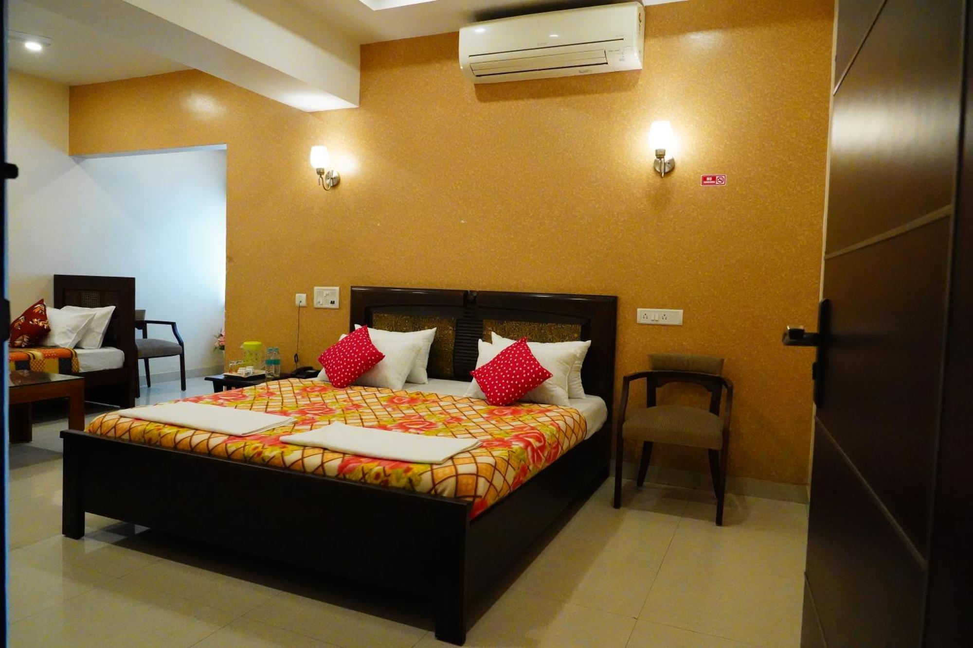 Vinayagam Residency Hotel Arcot Exterior foto
