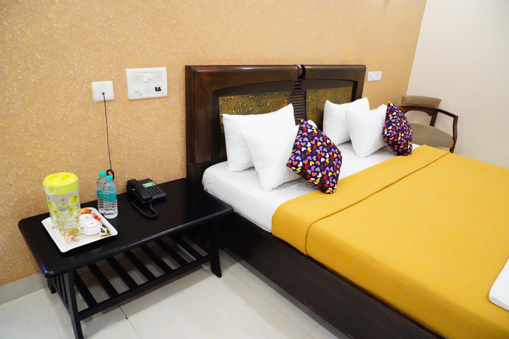 Vinayagam Residency Hotel Arcot Exterior foto