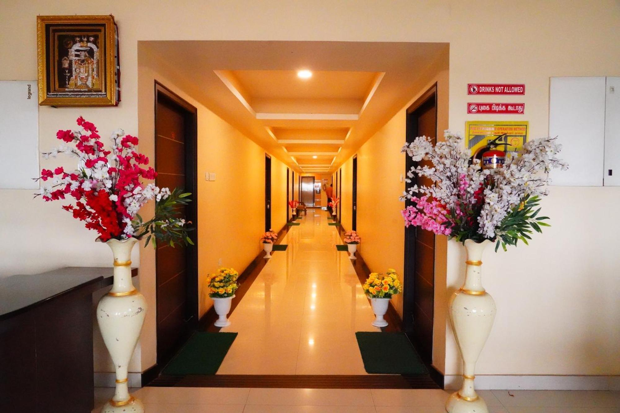 Vinayagam Residency Hotel Arcot Exterior foto