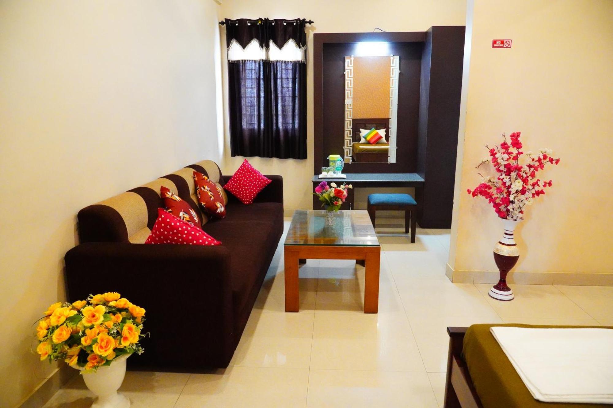 Vinayagam Residency Hotel Arcot Exterior foto